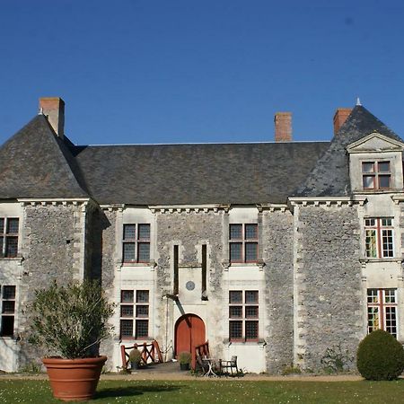 مبيت وإفطار Saint-Aubin-de-Luigné Chateau De La Fresnaye المظهر الخارجي الصورة